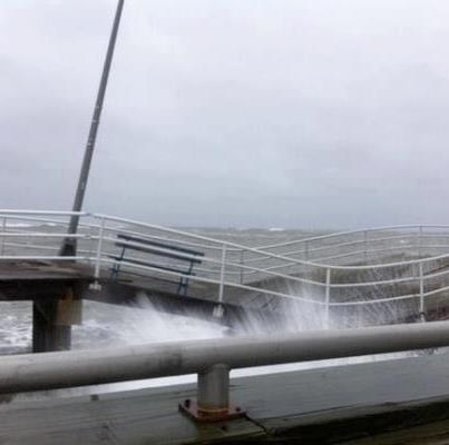 Photo: Atlantic City, NJ pier collapsing...

(Please subscribe to:
http://facebook.com/robbievelezseries)